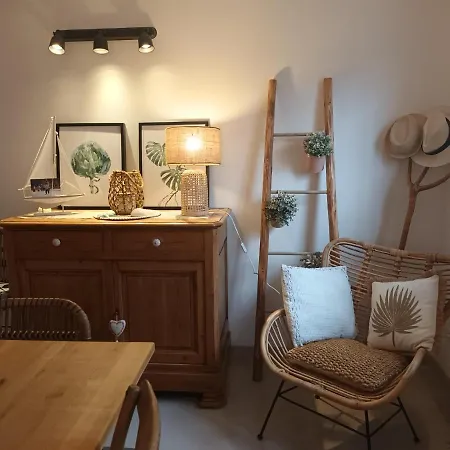 Jolie Lalou Cote D'azur Trois 빌라 *