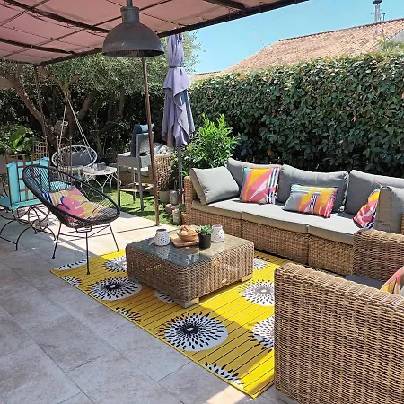 Jolie Lalou Cote D'azur Trois *