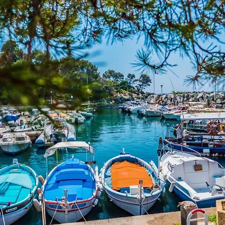 Jolie Lalou Cote D'azur Trois