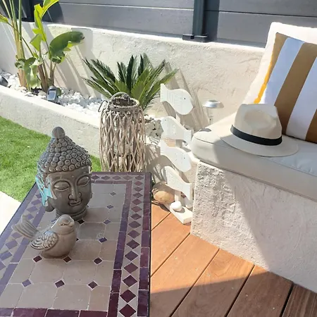 Jolie Lalou Cote D'azur Trois * Fréjus