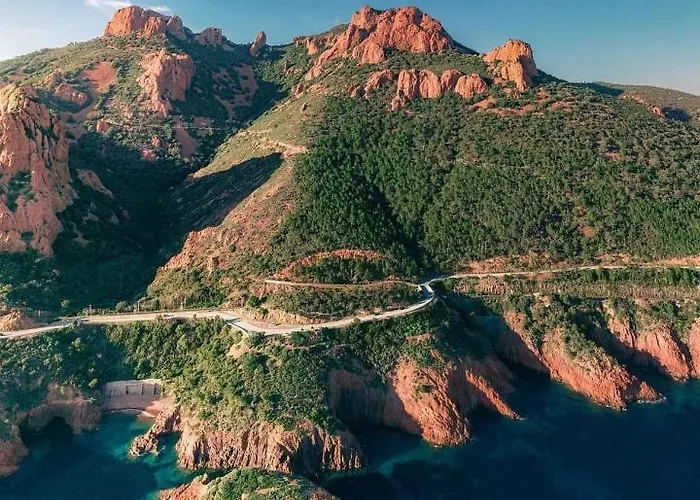 Jolie Lalou Côte D'azur Trois Villa Fréjus
