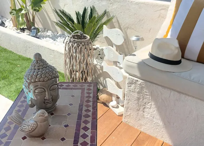 Jolie Lalou Côte D'azur Trois * Fréjus
